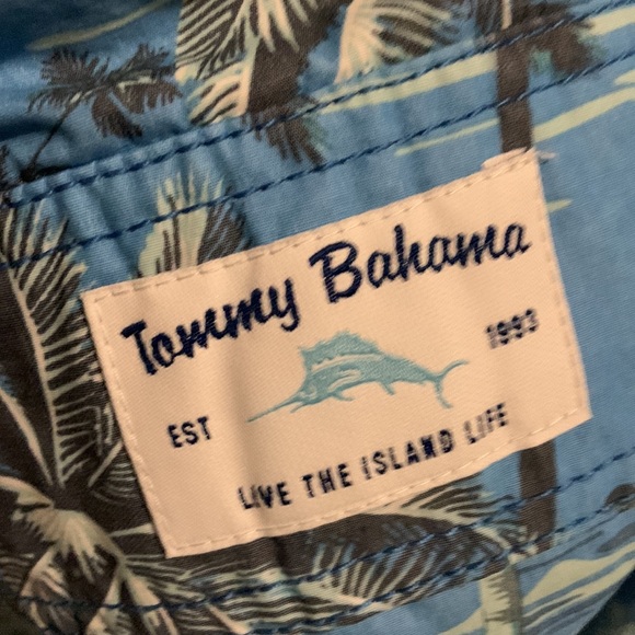 Tommy bahama trunk size XXL - Picture 7 of 7
